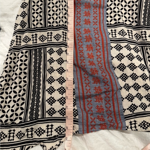 THML Black and White Geometric shark bite hem Dress Aztec Navajo inspired print - Picture 6 of 8